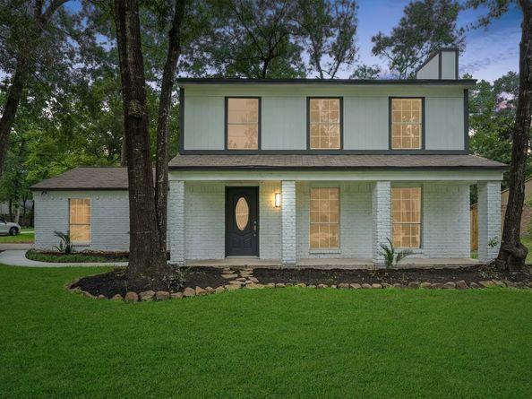 90 Crystal Lake Lane, The Woodlands TX 77380