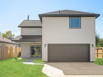 813 Barbara Mae Street