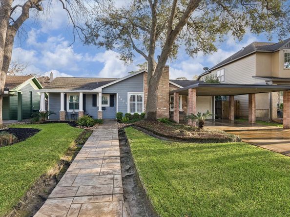 1423 Richelieu Lane, Houston TX 77018