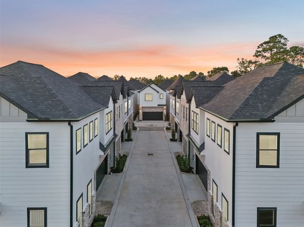 2590 W Tidwell Road, Houston TX 77091