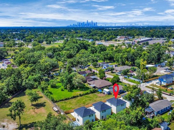 7312 Wileyvale Drive C, Houston TX 77016