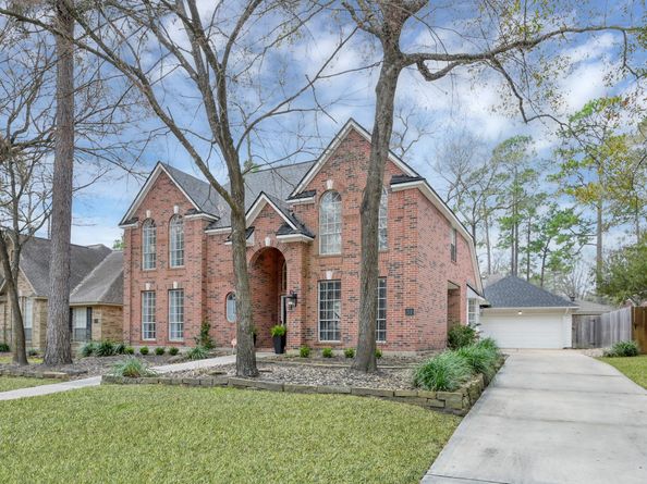 31 E Amberglow Circle, The Woodlands TX 77381