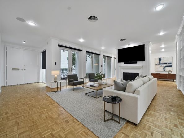 33 River Hollow Lane, Houston TX 77027