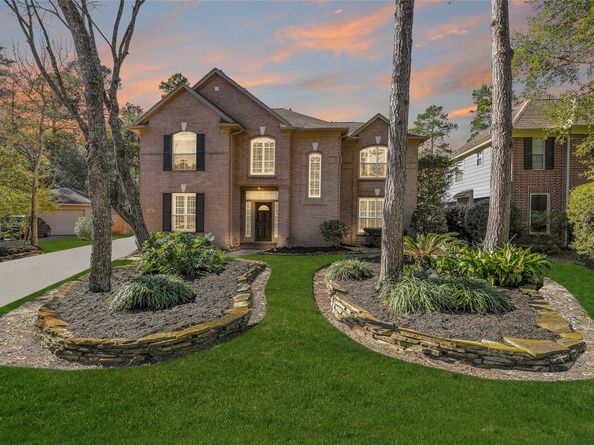 62 N Goldenvine Circle, Spring TX 77382