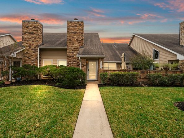 1476 Gemini Street, Houston TX 77058