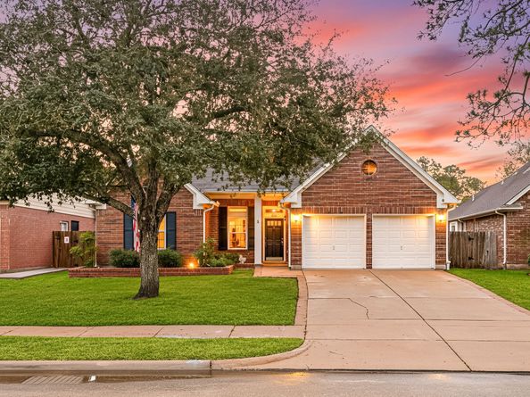 2234 Enchanted Isle Drive, Houston TX 77062