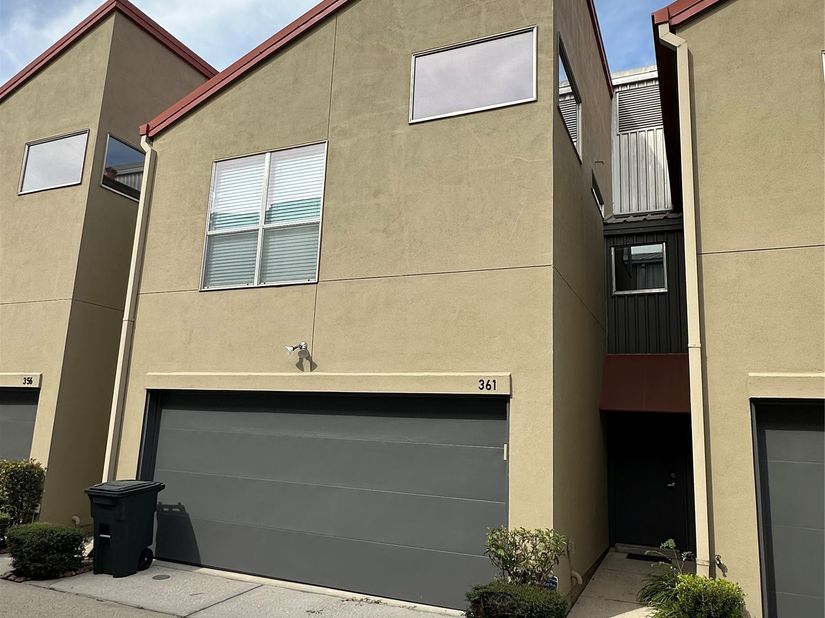 361 Sydnor Street, Houston TX 77020