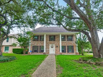 1331 Dominion Drive