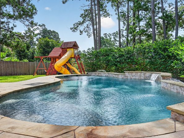 74 Oriel Oaks Circle, The Woodlands TX 77382