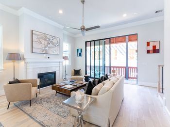 612 Delmar