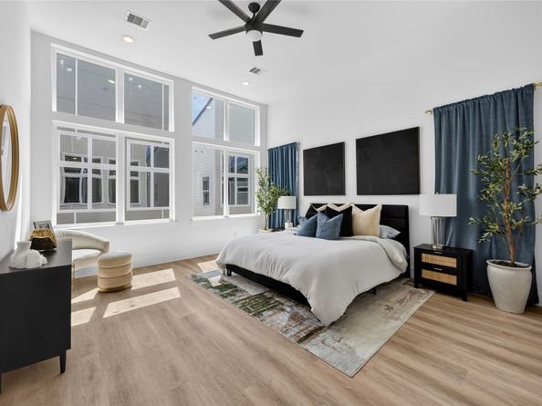 316 Walthall B, Houston TX 77022