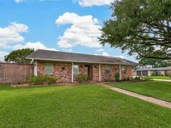 2210 Lazybrook Drive