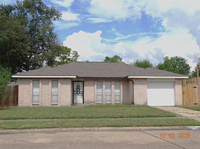 15022 Chipman Lane, Houston TX 77060