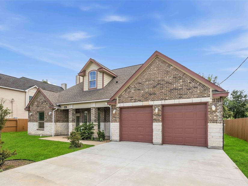 8110 Jeffery Street, Houston TX 77028