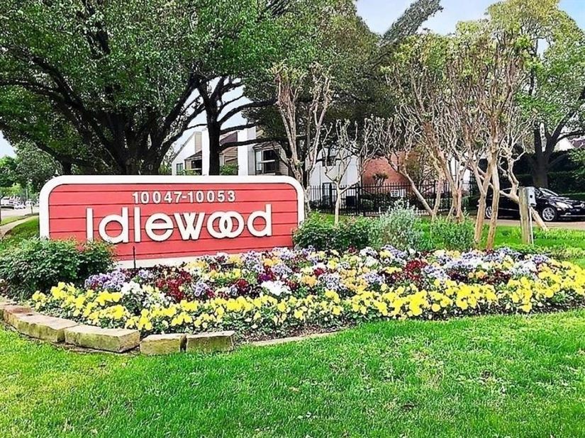10049 Westpark Drive 136, Houston TX 77042