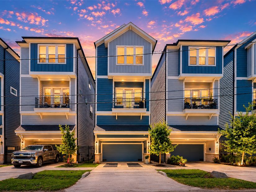 1226 W 21st Street, Houston TX 77008