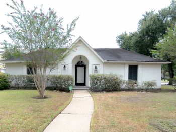 15931 Boulder Oaks Drive