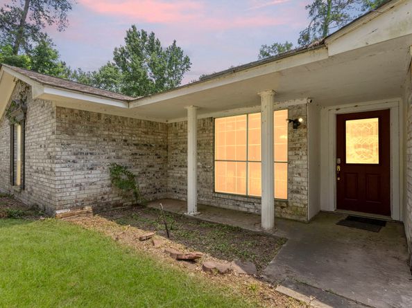 2395 Southline Road, Conroe TX 77384