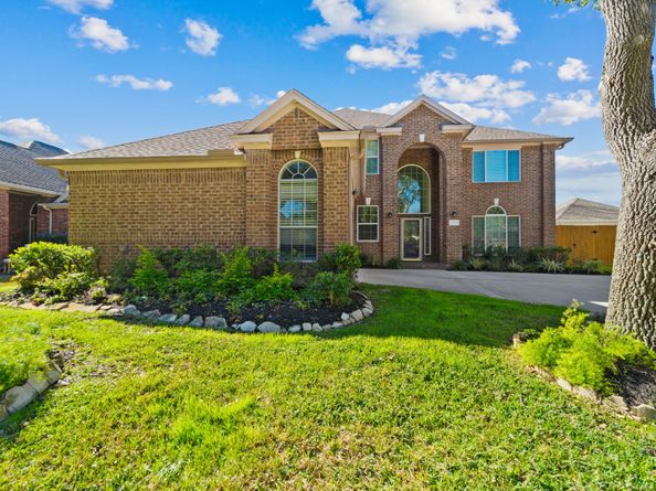 3206 Shadywind Drive, Houston TX 77082