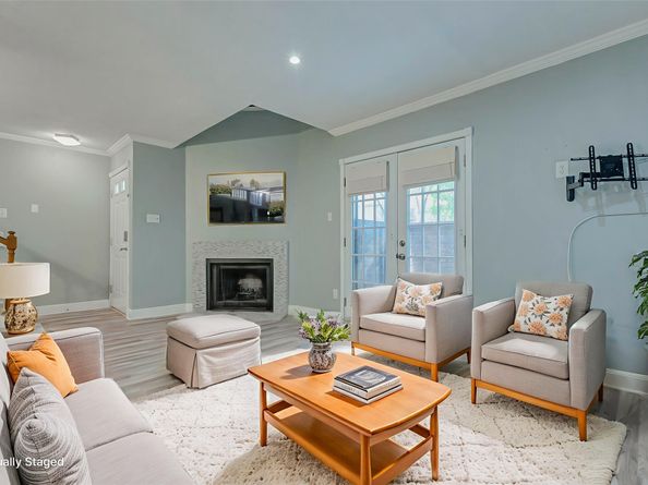 11201 Lynbrook Drive 3702, Houston TX 77042