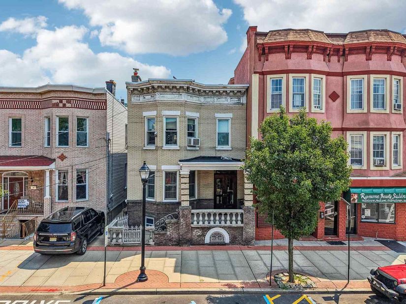 1304 Central Ave, Union City NJ 07087