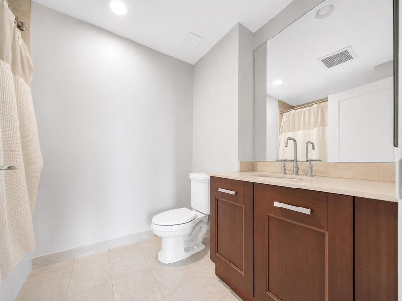 8100 River Rd 905, North Bergen NJ 07047