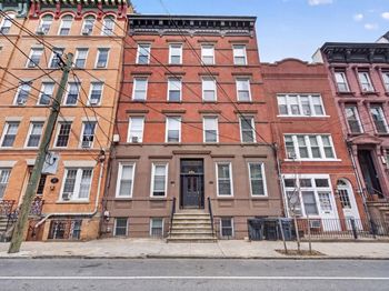 913-915 Willow Ave