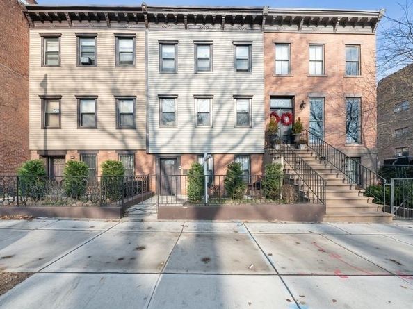 772 Grand St, Jersey City NJ 07304
