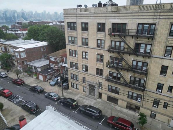 61 65th St 10, West New York NJ 07093