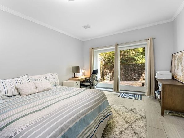 53 W 19th St, Weehawken NJ 07086
