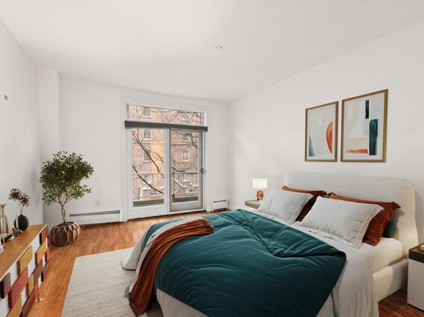 207 Shearwater Ct West 31, Jersey City NJ 07305