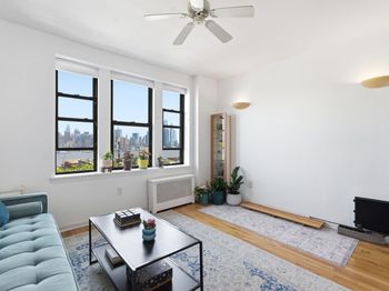 883 Blvd East