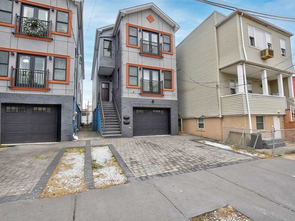 67 West 19th St, Bayonne NJ 07002