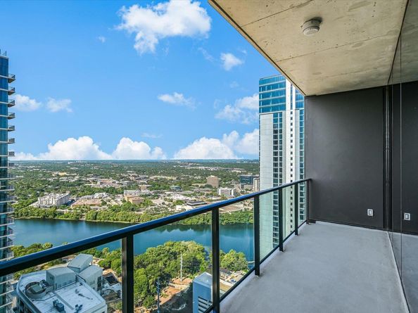 610 Davis ST 3801, Austin TX 78701