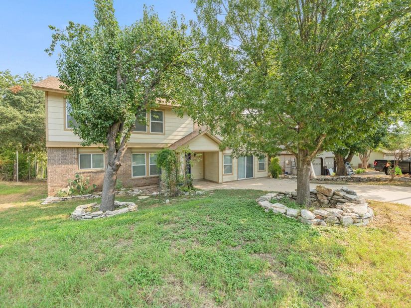8308 Hanbridge LN, Austin TX 78736