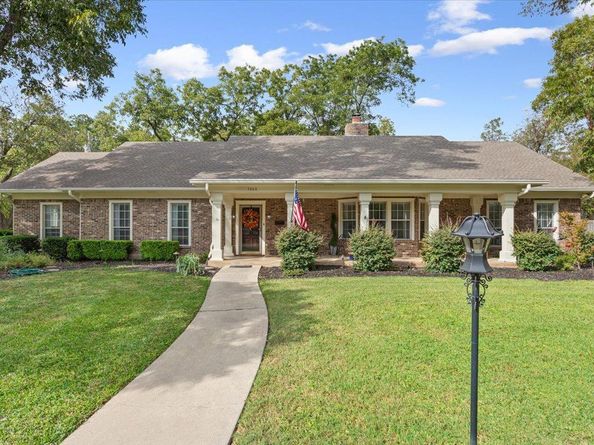 1306 Ash ST, Georgetown TX 78626