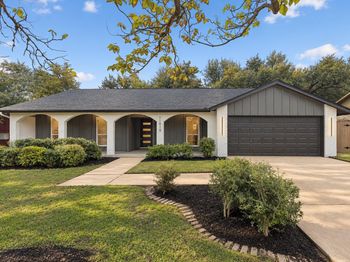 11819 Highland Oaks TRL