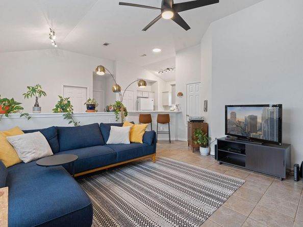 7009 Marejada DR, Austin TX 78724