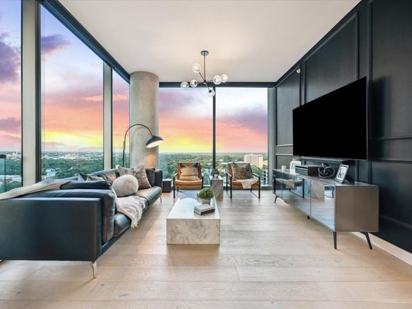 44 East Ave 1607, Austin TX 78701