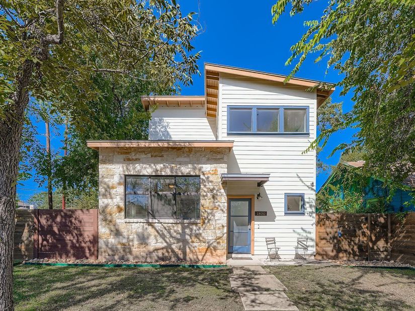 1800 E 14th ST, Austin TX 78702