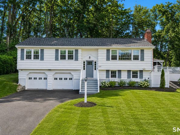 260 Weeping Willow Lane, Fairfield CT 06825