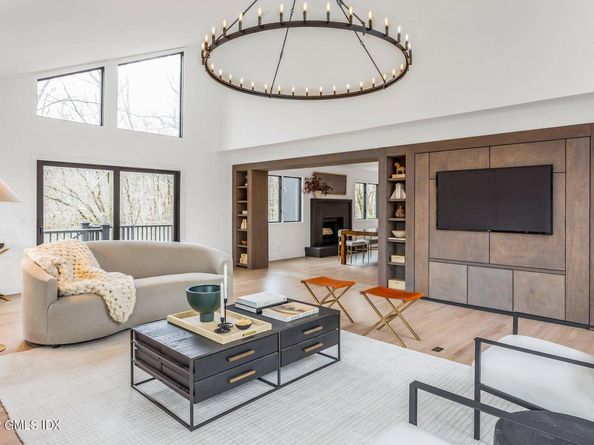 41 Stone Brook Lane, Cos Cob CT 06807