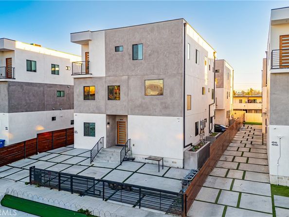 4842 W 17th Street, Los Angeles CA 90019