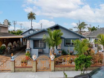 1843 Cerritos Avenue