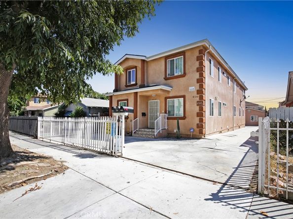 8718 Menlo Ave, Los Angeles CA 90044