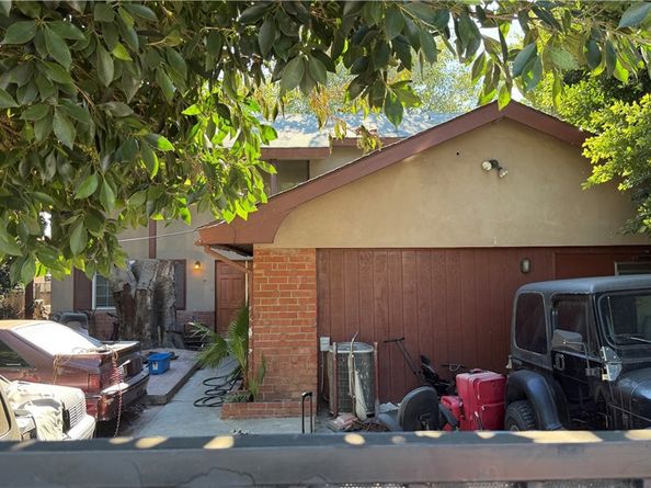 14840 Hartland Street, Van Nuys CA 91405