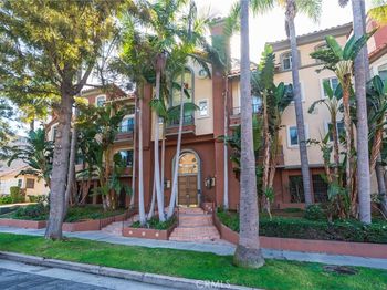 7100 La Tijera Boulevard