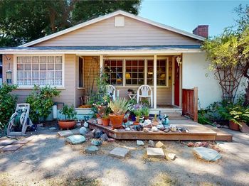 22542 Burbank Boulevard