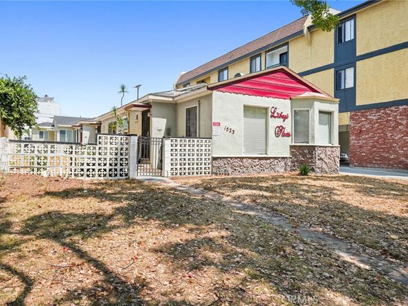 1523 Rock Glen Avenue, Glendale CA 91205