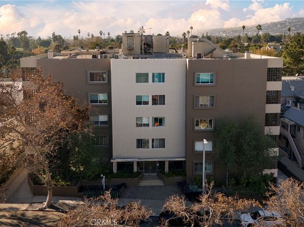 531 N Rossmore Avenue 202, Los Angeles CA 90004